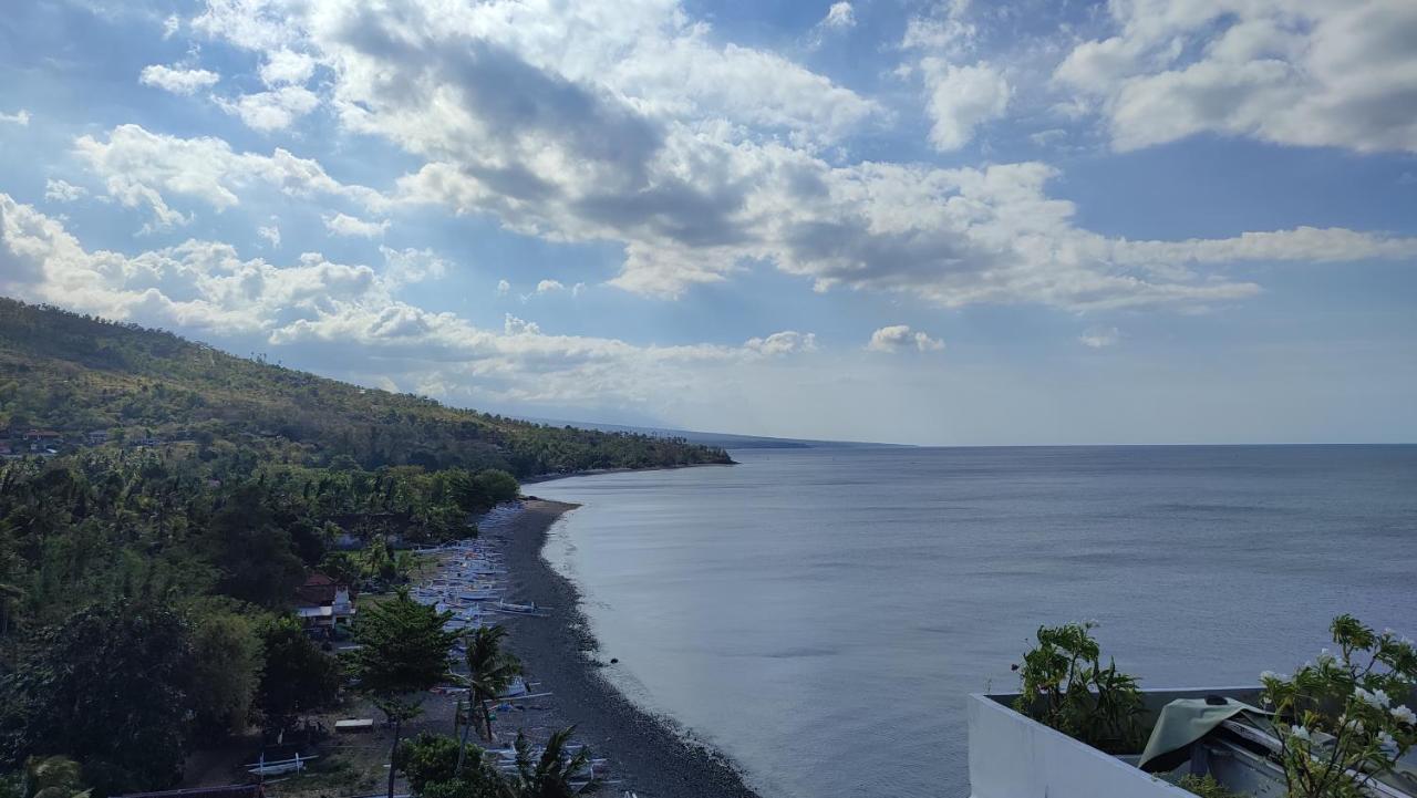 Waenis Sunset View Hotel And Restaurant, Amed, Bali Exteriér fotografie
