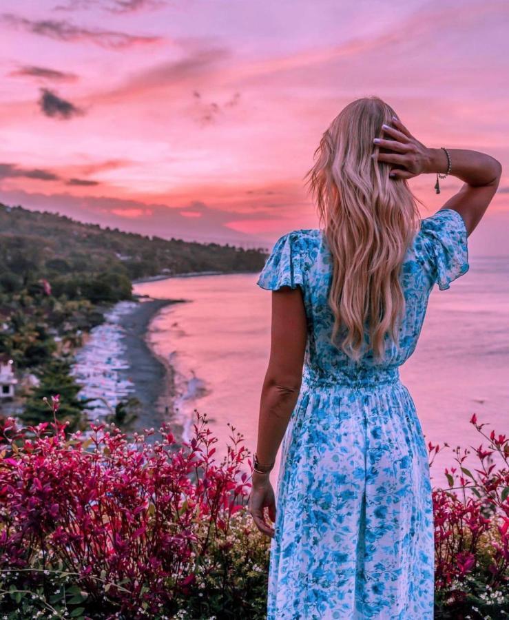 Waenis Sunset View Hotel And Restaurant, Amed, Bali Exteriér fotografie