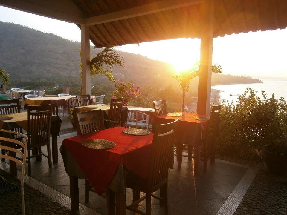 Waenis Sunset View Hotel And Restaurant, Amed, Bali Exteriér fotografie