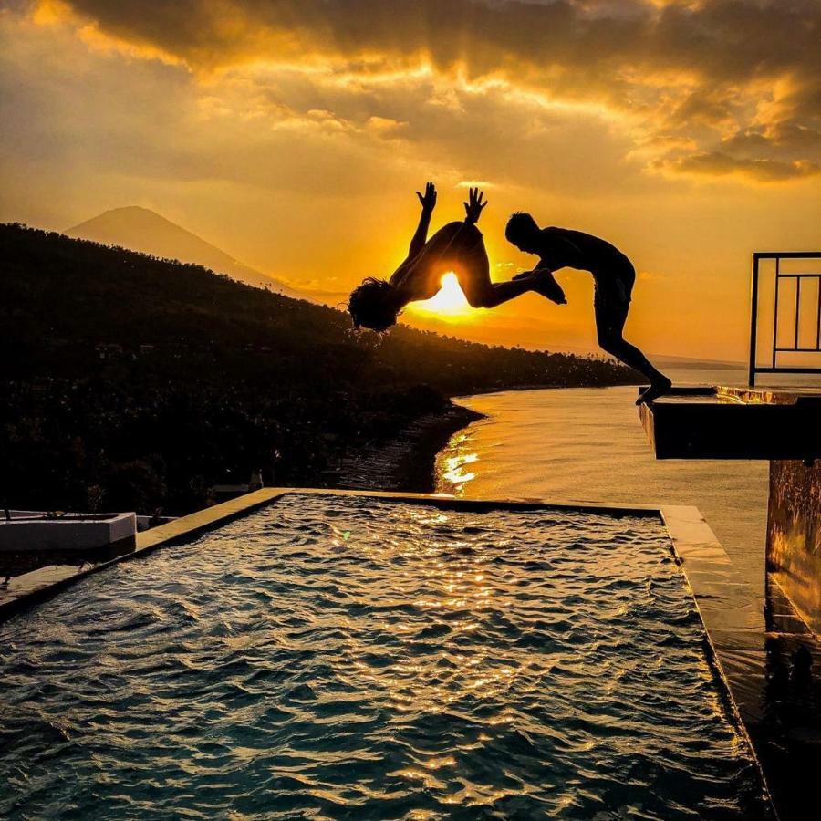 Waenis Sunset View Hotel And Restaurant, Amed, Bali Exteriér fotografie