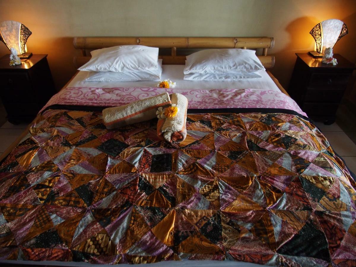 Waenis Sunset View Hotel And Restaurant, Amed, Bali Exteriér fotografie