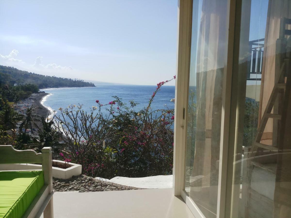 Waenis Sunset View Hotel And Restaurant, Amed, Bali Exteriér fotografie