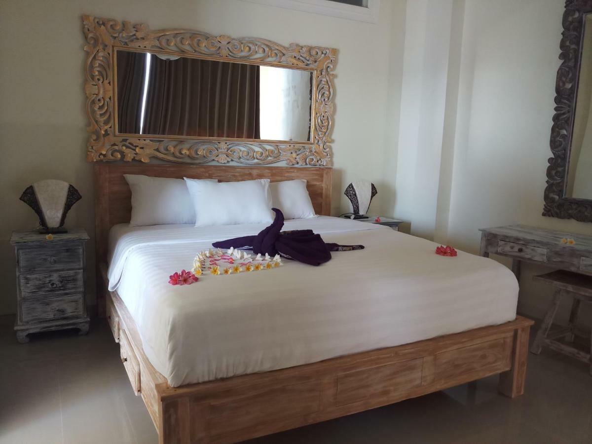 Waenis Sunset View Hotel And Restaurant, Amed, Bali Exteriér fotografie